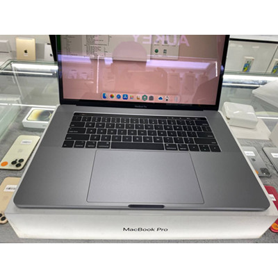 Macbook Pro 15 inch 2019 mau xam 2